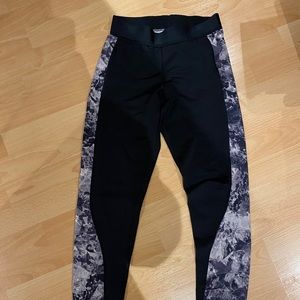 Adidas Climawarm Size S Leggings